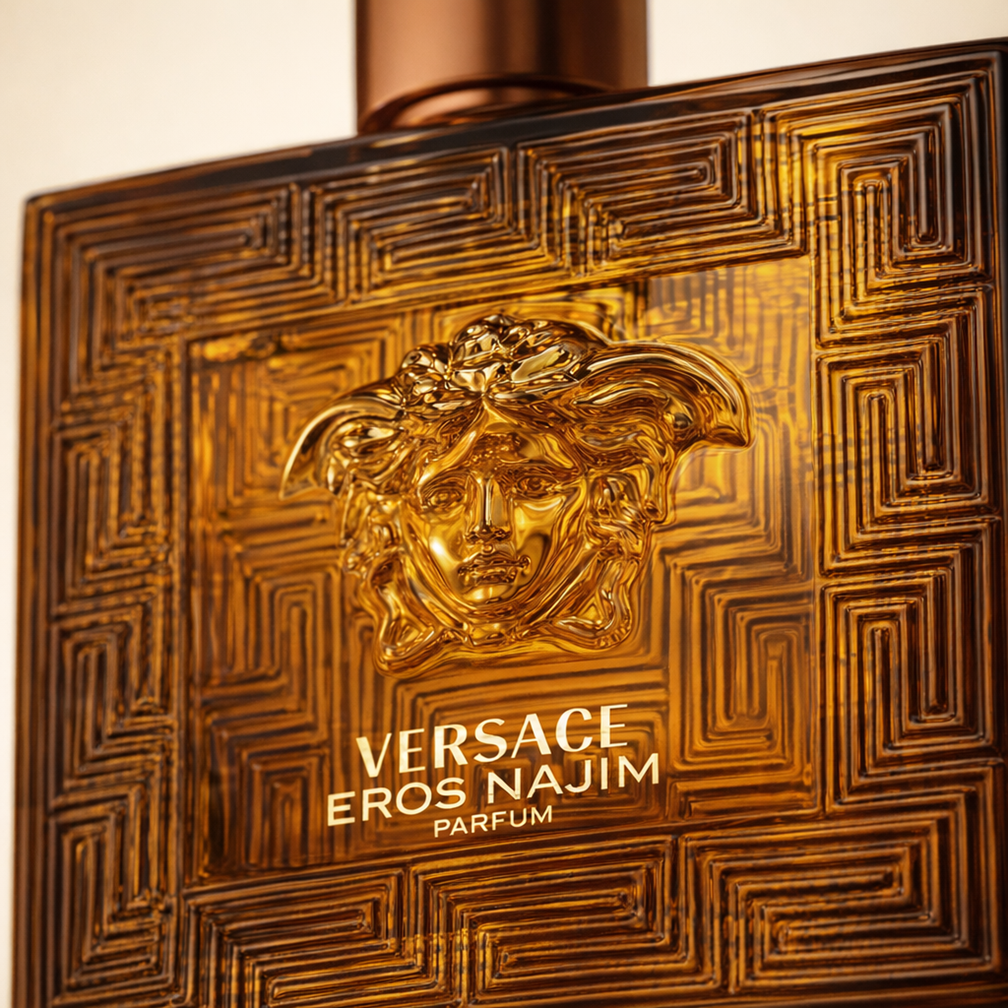 Versace Eros Najim Parfum for Men macro label detail gallery showcase