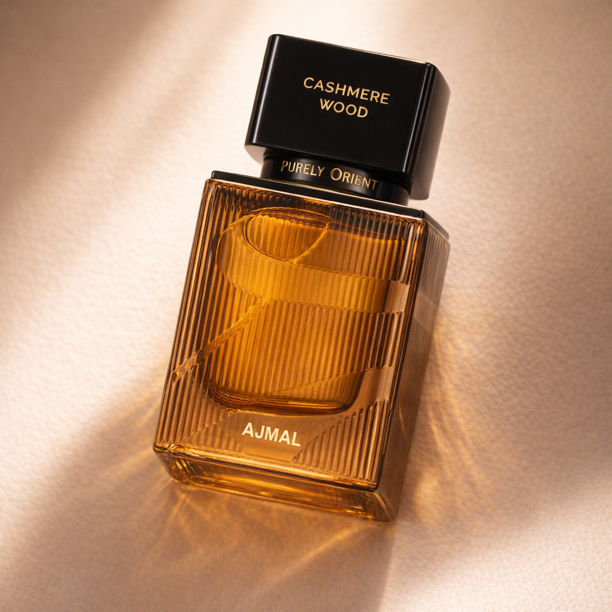 Ajmal Purely Orient Cashmere Wood EDP fragrance details image
