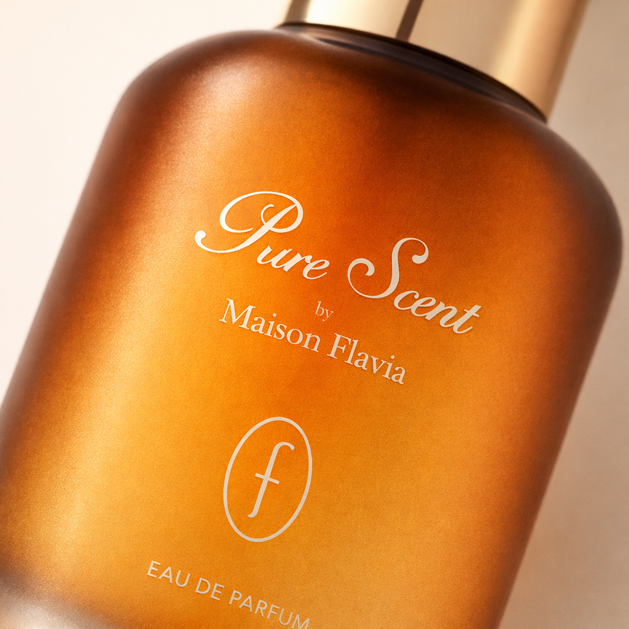 Flavia Mf Pure Scent EDP macro label detail gallery showcase