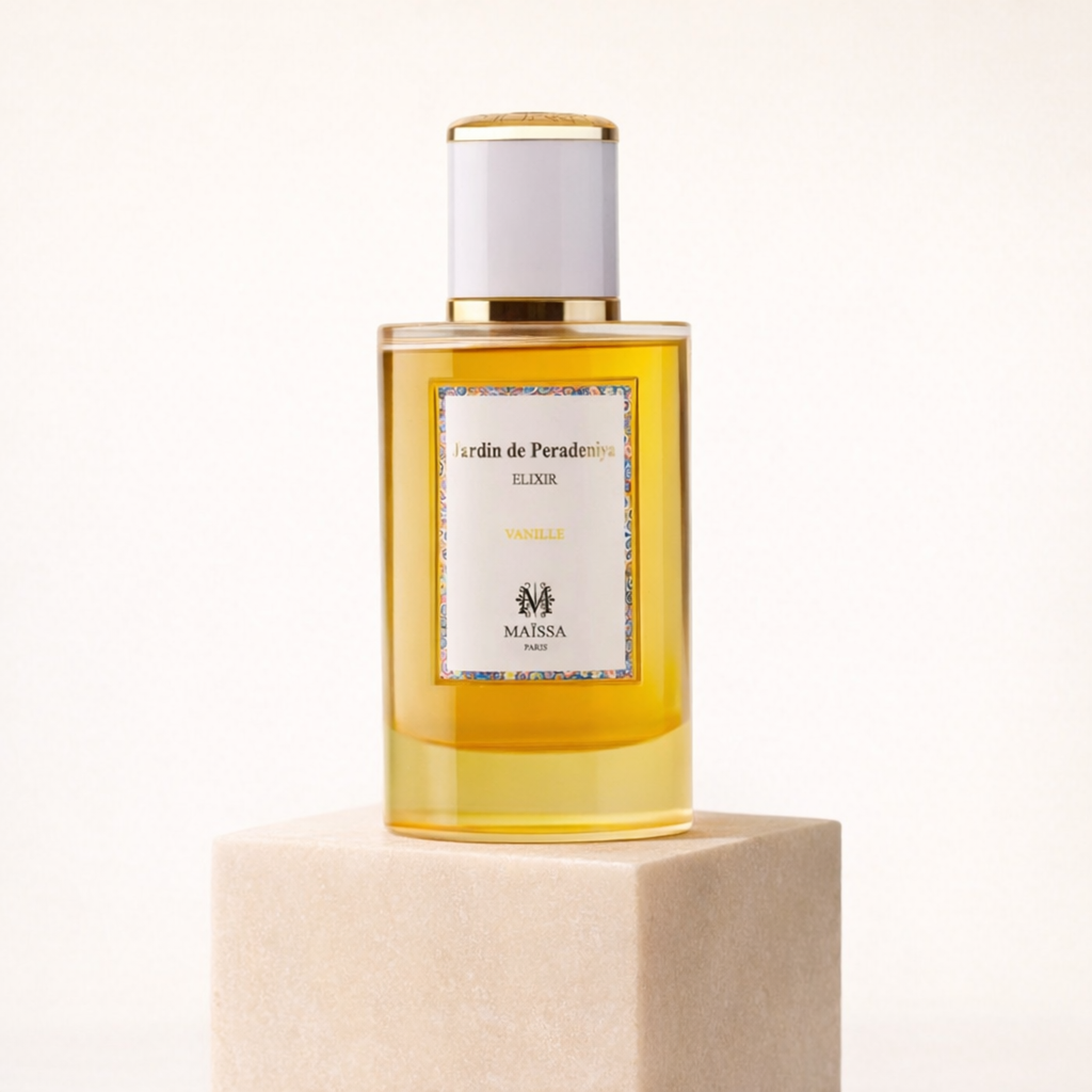 Maissa Jardin de Peradeniya EDP upright pedestal gallery showcase