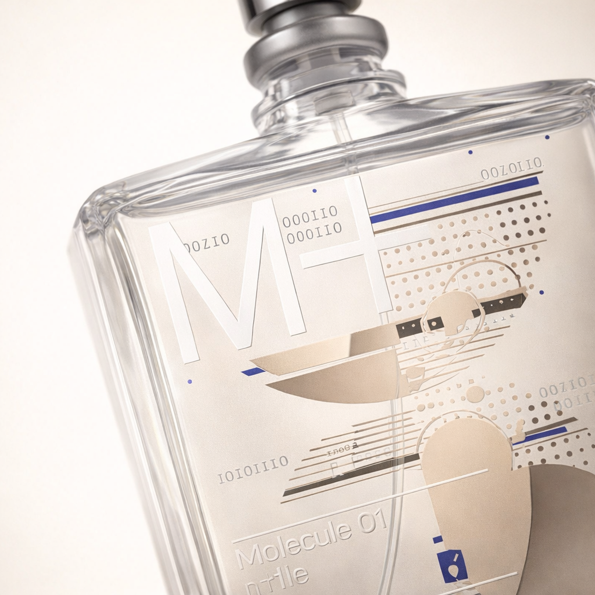 Escentric Molecules M+ Molecule 01 + Iris EDT macro label detail gallery showcase