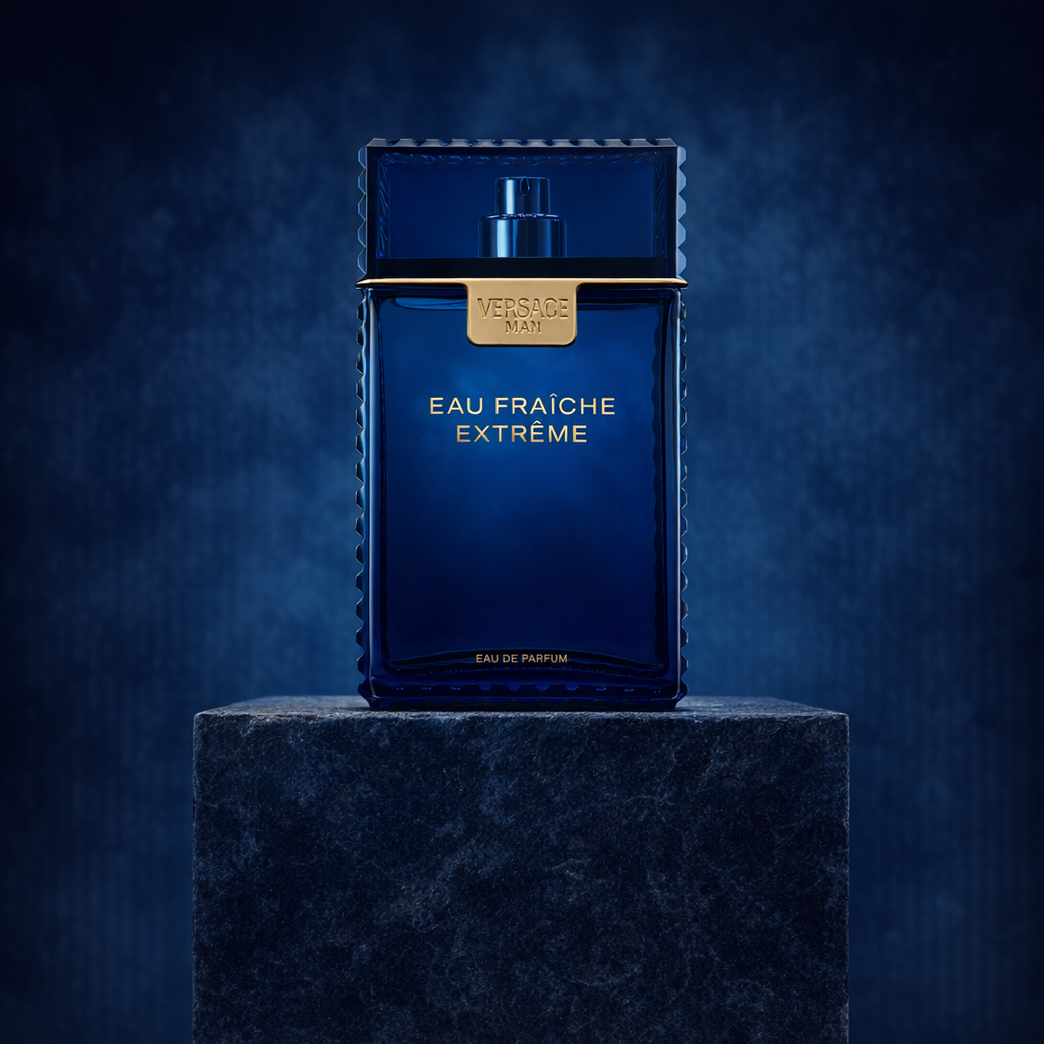 Versace Eau Fraiche Extreme EDP For Men upright pedestal gallery showcase