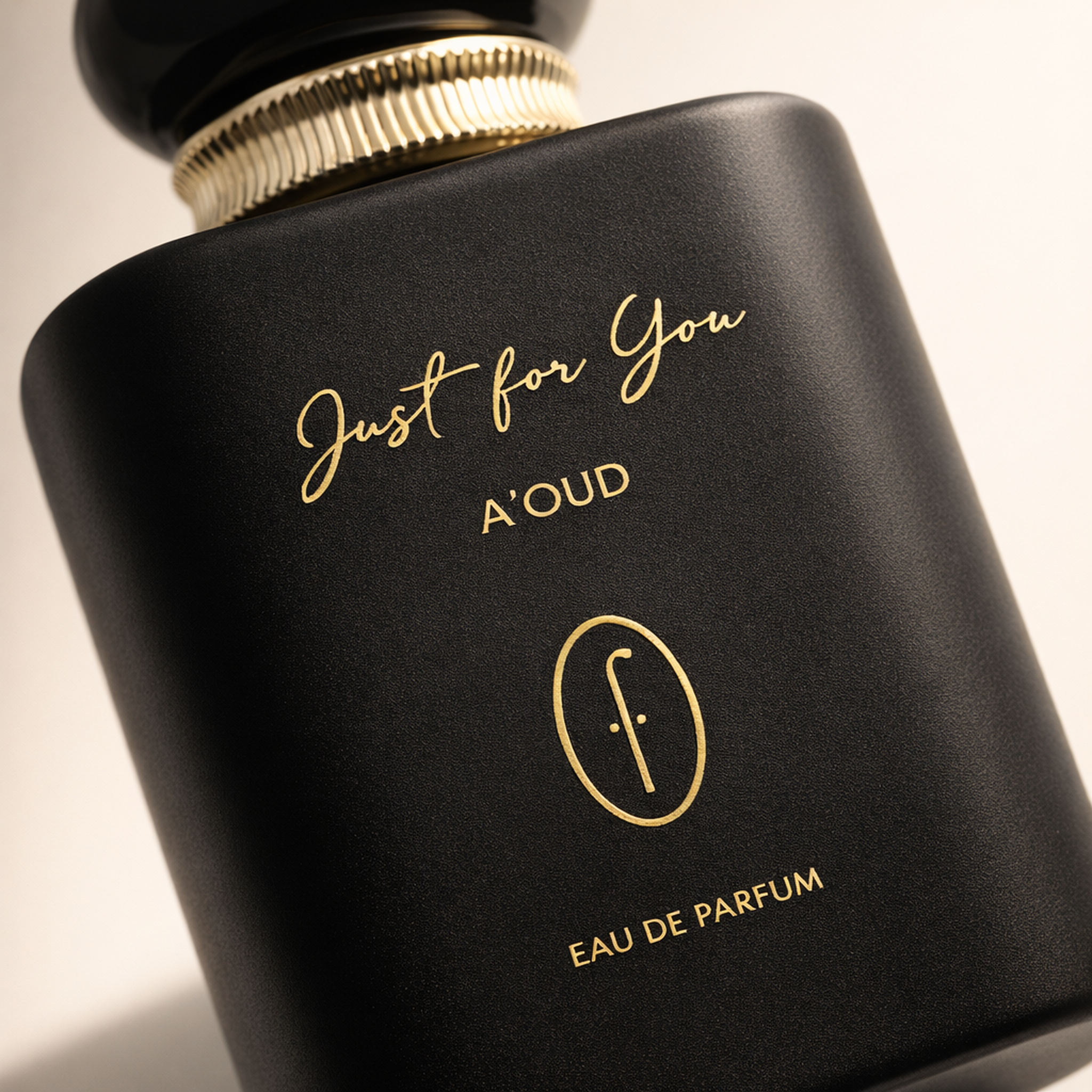Flavia Just for You Aoud EDP macro label detail gallery showcase