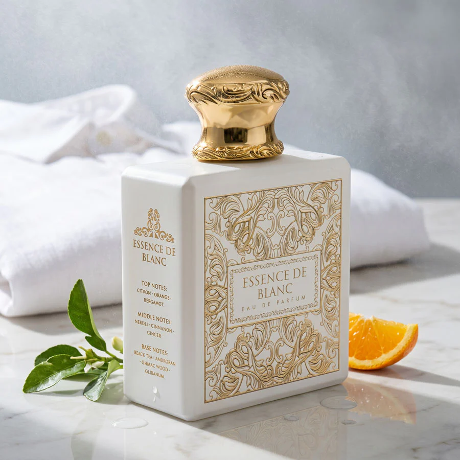 French Avenue Essence de Blanc EDP fragrance notes image
