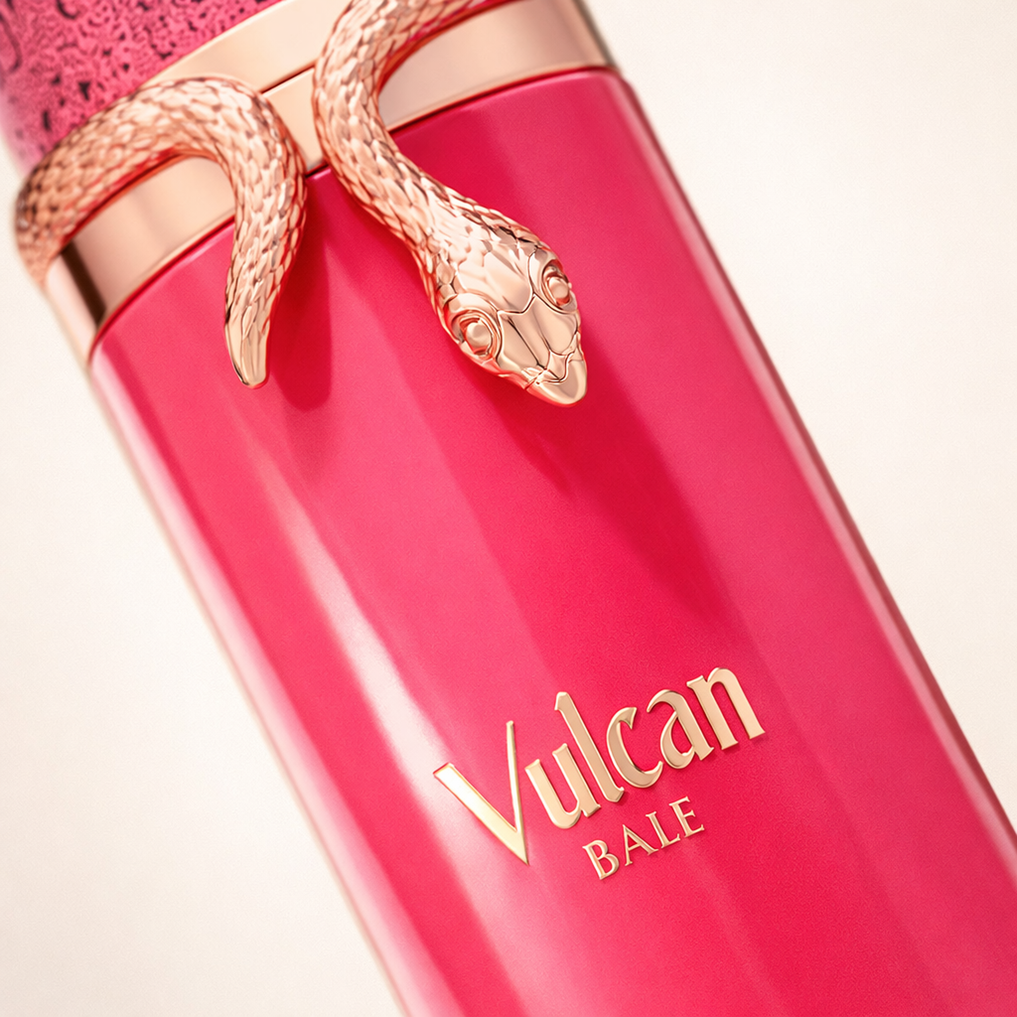 French Avenue Vulcan Baie Extrait de Parfum macro label detail gallery showcase