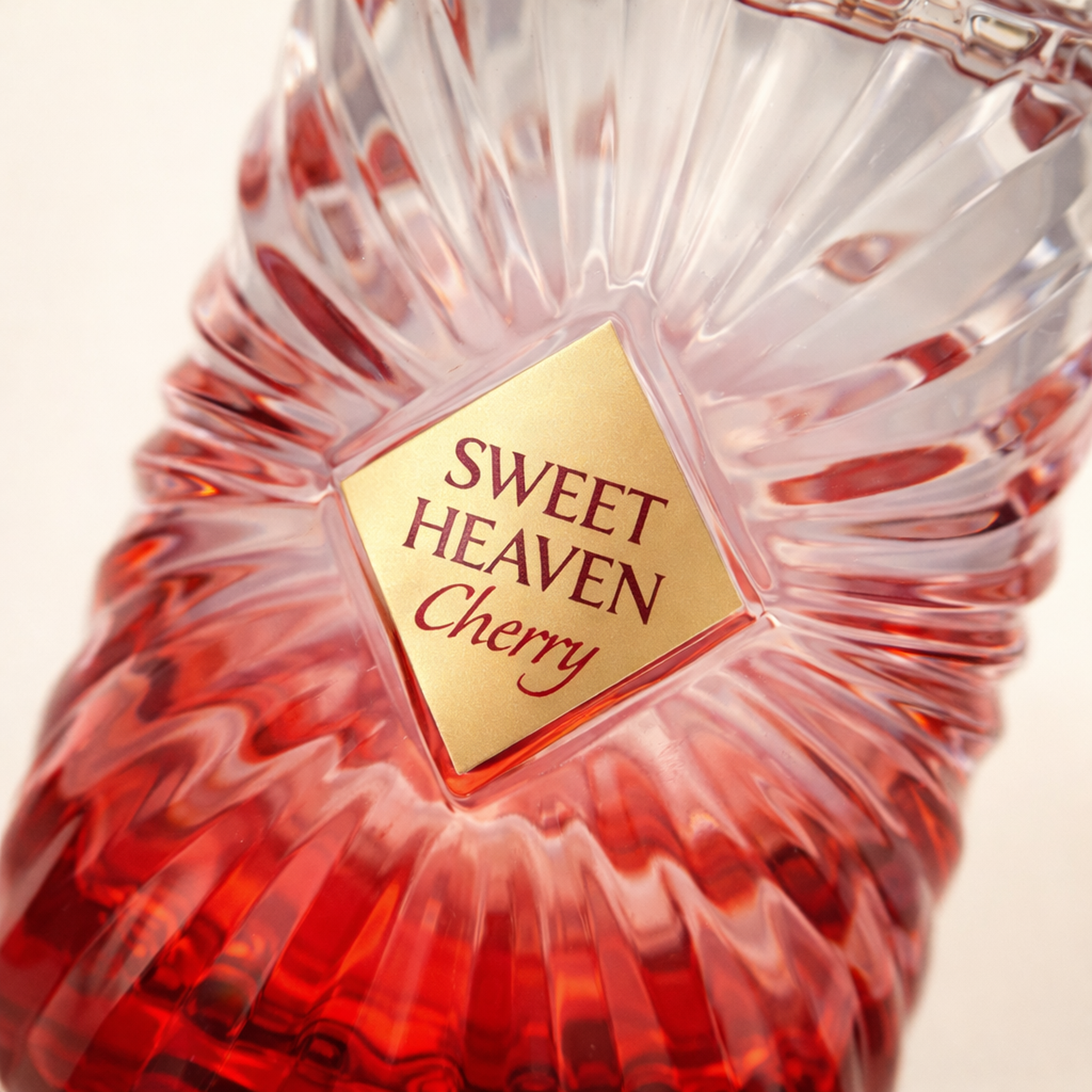 Gulf Orchid Sweet Heaven Cherry EDP macro label detail gallery showcase