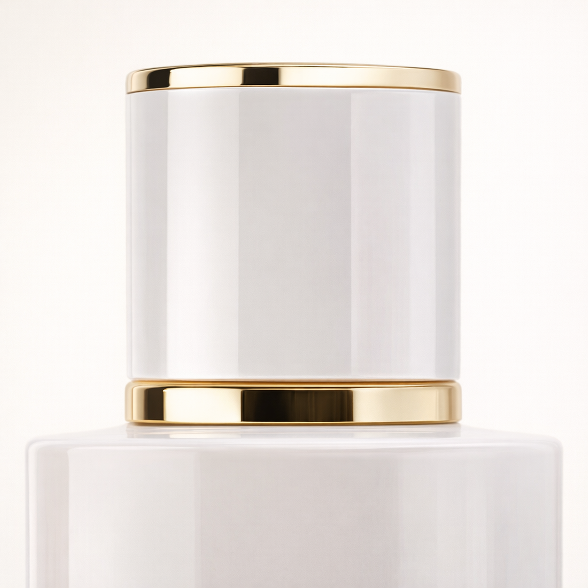 Maissa Djanet Sunset Elixir EDP cap macro detail gallery showcase