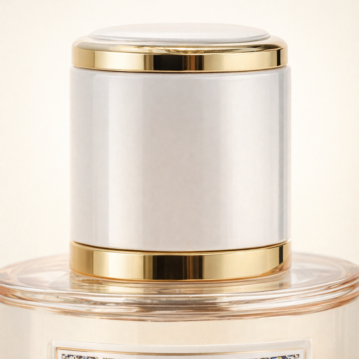Maissa Jardin D'Essai Elixir EDP cap macro detail gallery showcase