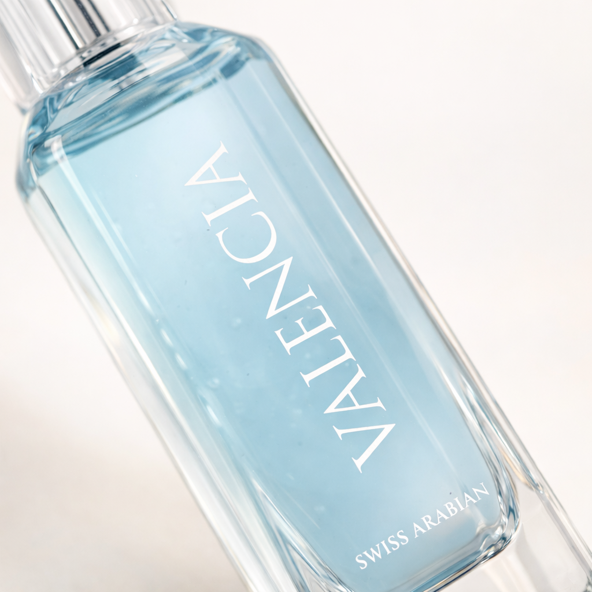 Swiss Arabian Valencia EDP macro label detail gallery showcase