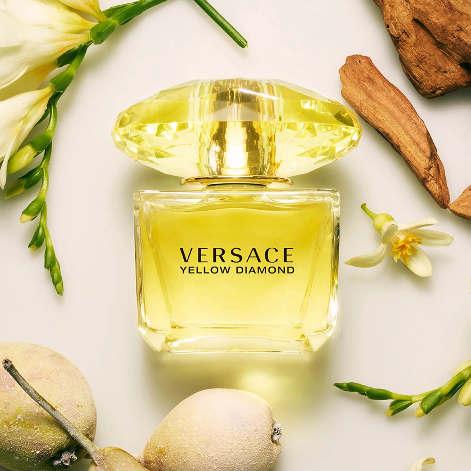 Versace Yellow Diamond Gift Set for Her 3